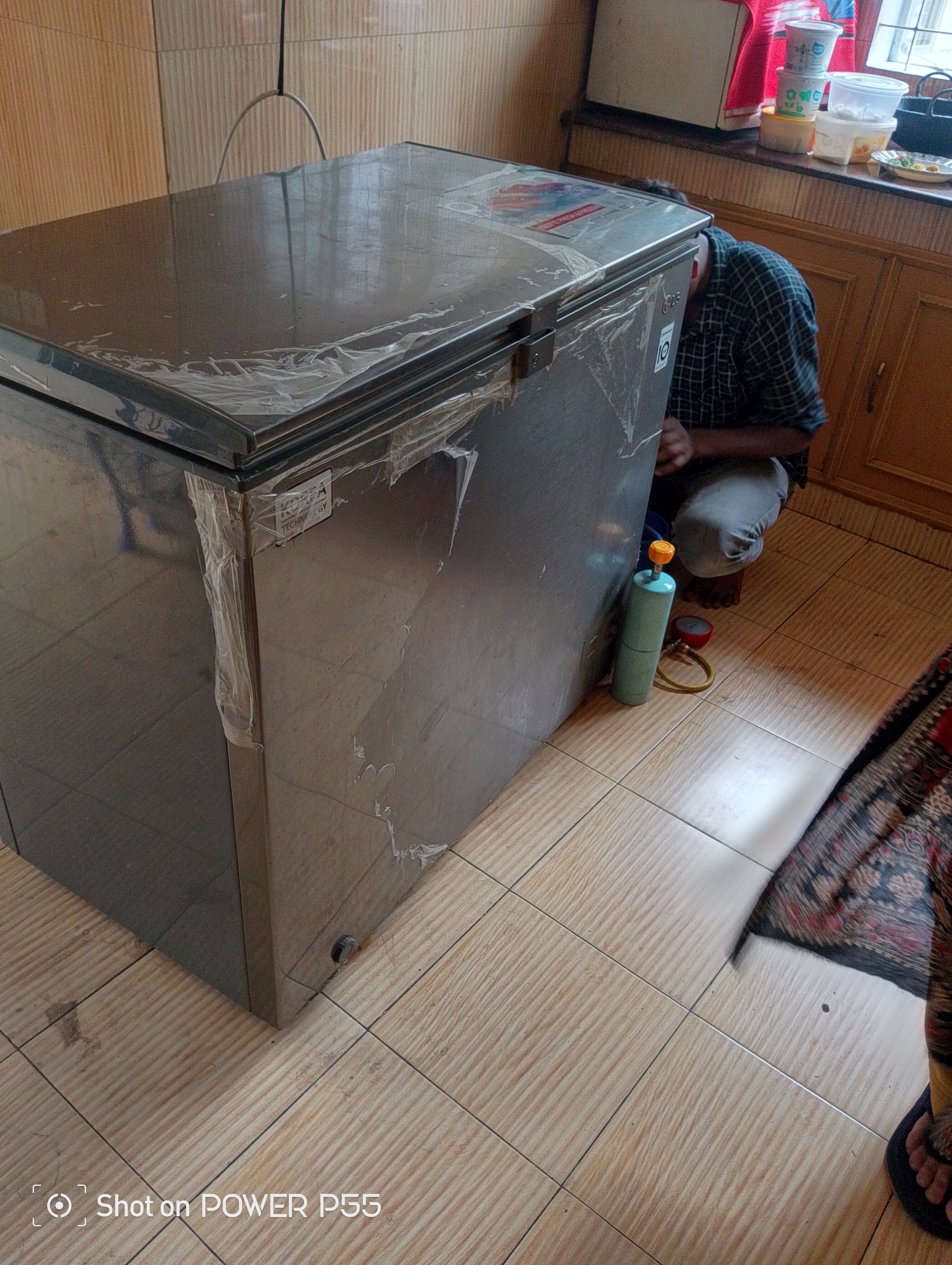 ফ্রিজ চেকআপ